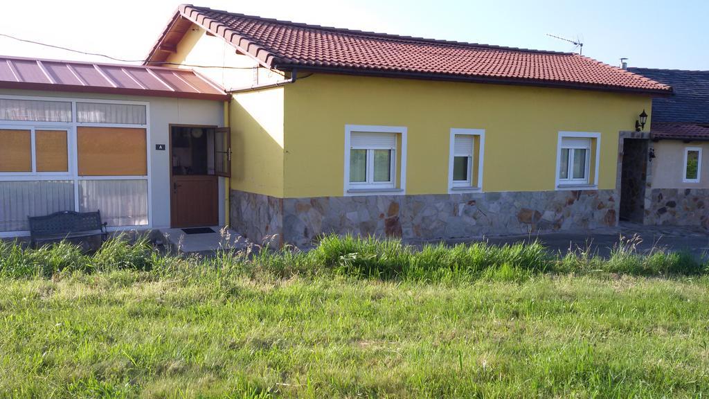 Apartamentos Pumarin Santa Marina  المظهر الخارجي الصورة